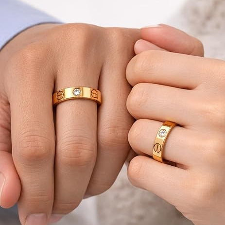 Emperor Clasp Band Ring