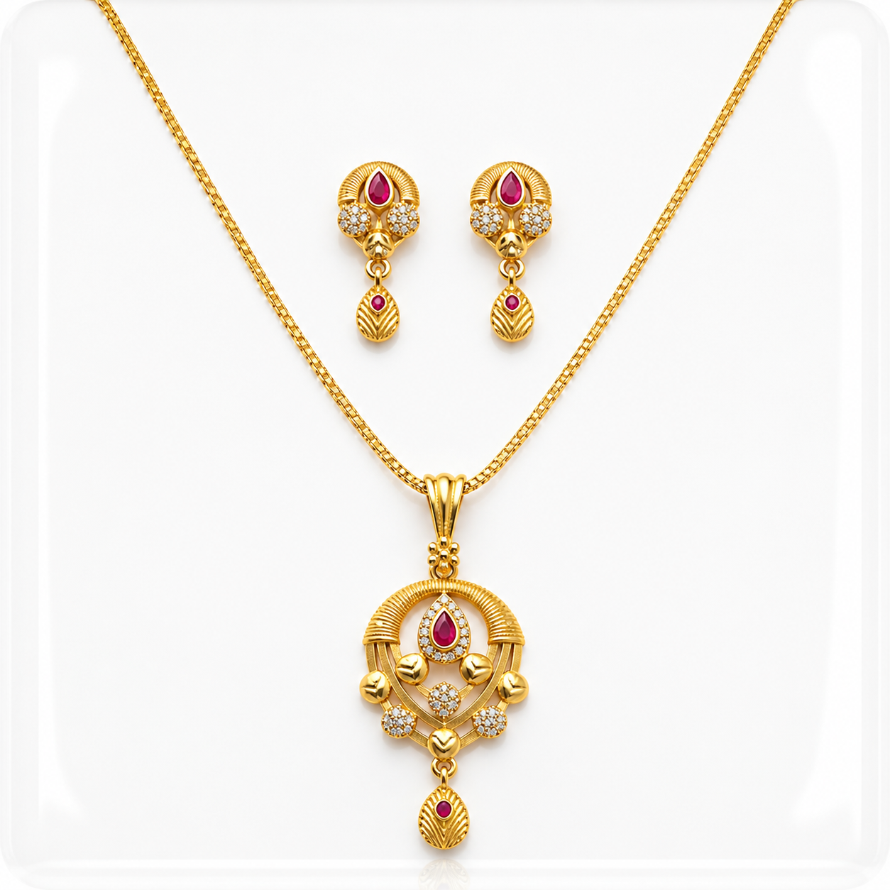 Royal Teardrop Pendant Set
