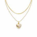 Elegant gold heart pendant necklace