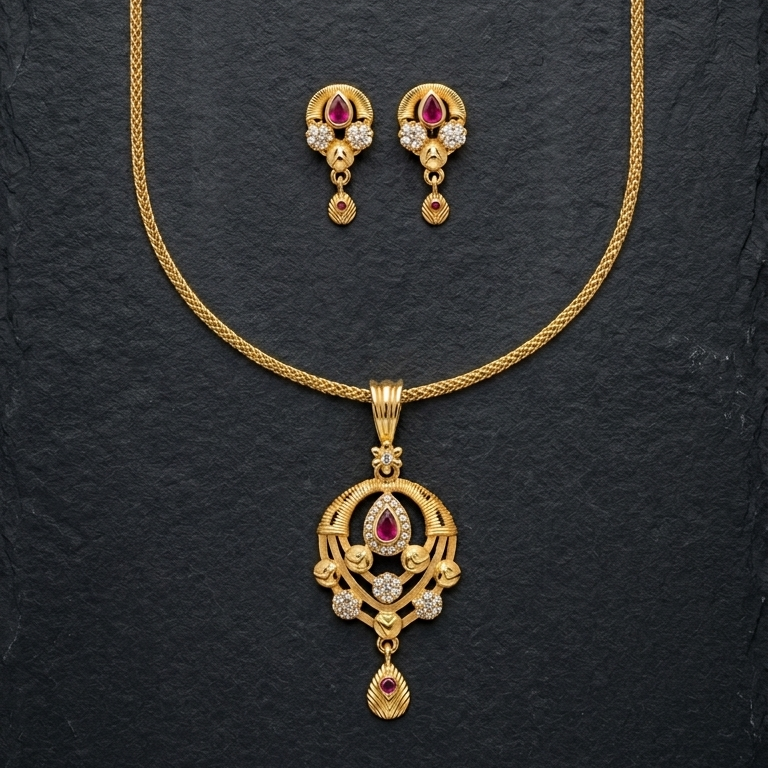 Royal Teardrop Pendant Set