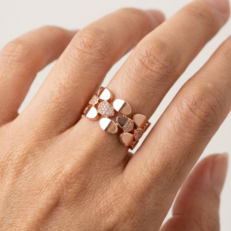 Éclat Rose Gold Statement Ring